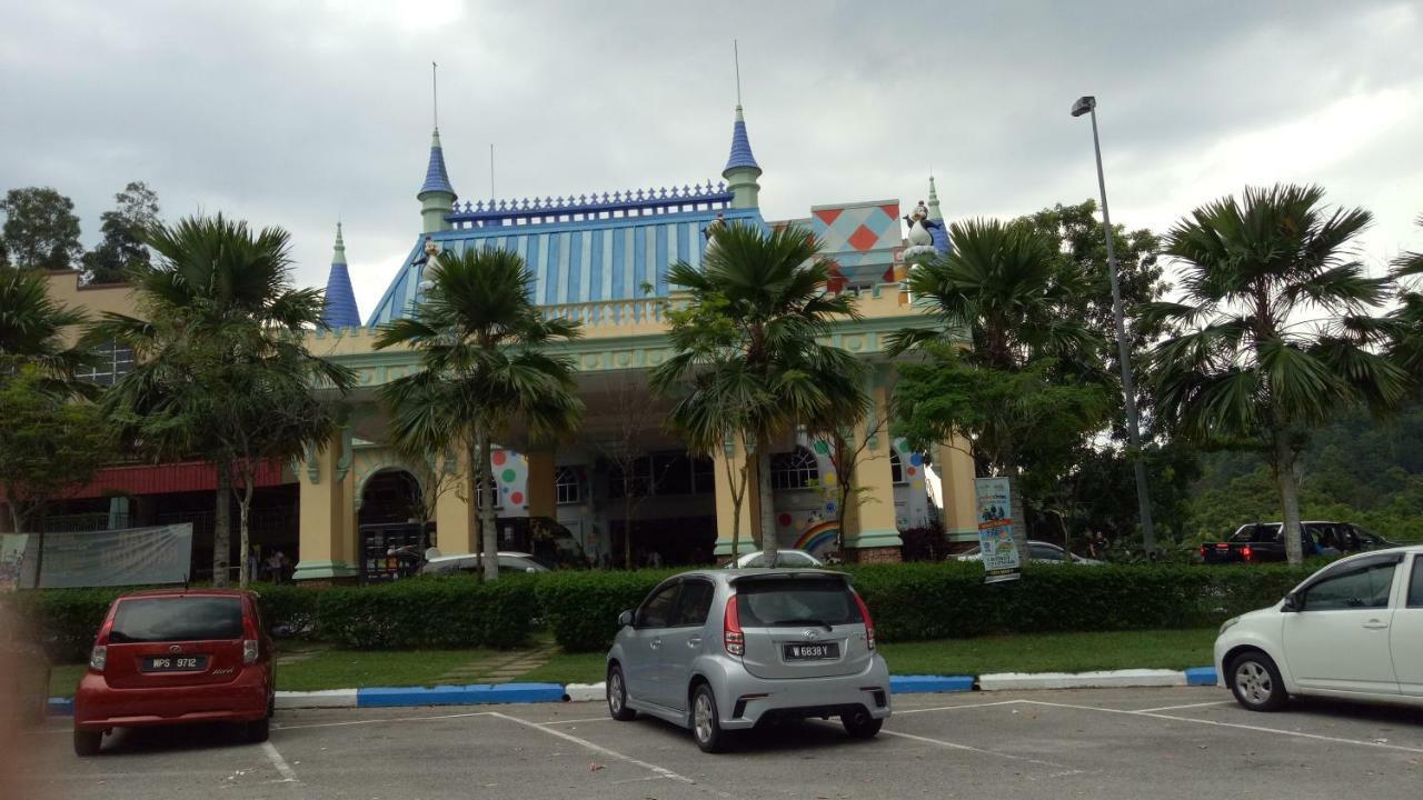 Gambang Banglomuslim Holiday home Kuantan