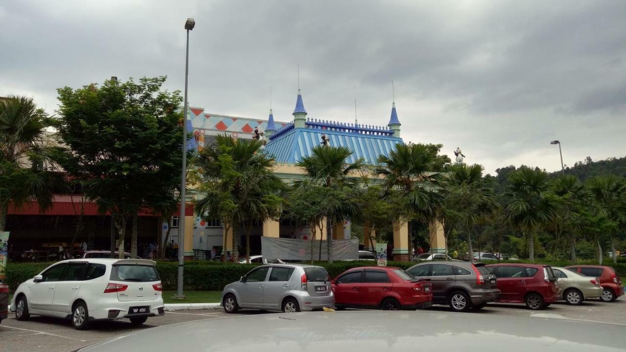Gambang Banglomuslim Holiday home Kuantan